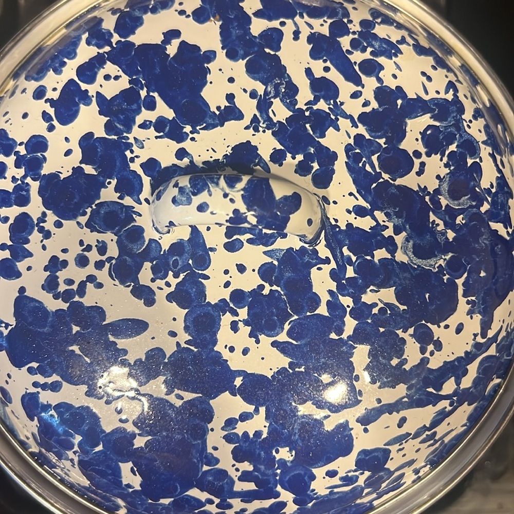 Golden Rabbit Swirl Enamel Collection - Picture 2 of 5